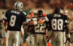 Trio mágico dos anos 90 do Dallas Cowboys; será que temos algo parecido nos dias de hoje?