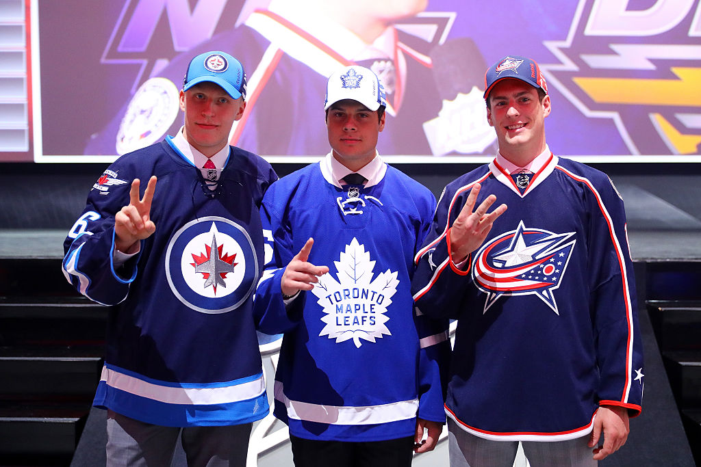 As três primeiras escolhas do Draft da NHL em 2016