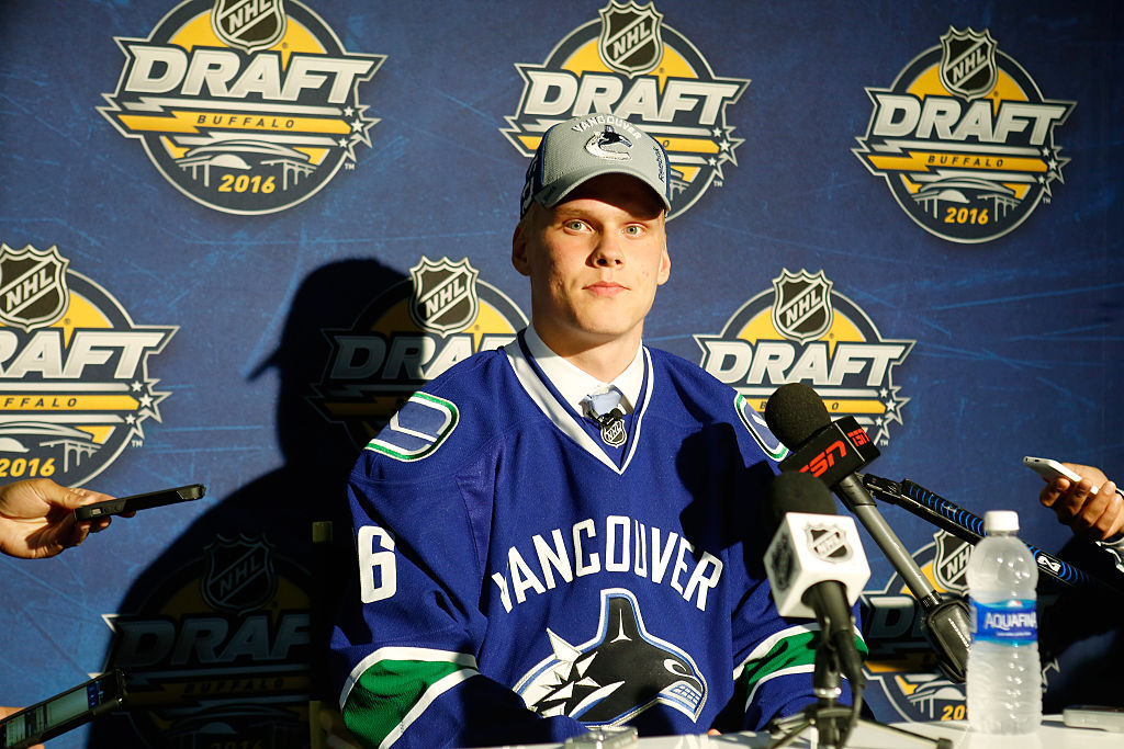 Olli Juolevi foi escolhido pelo Vancouver Canucks no Draft da NHL de 2016