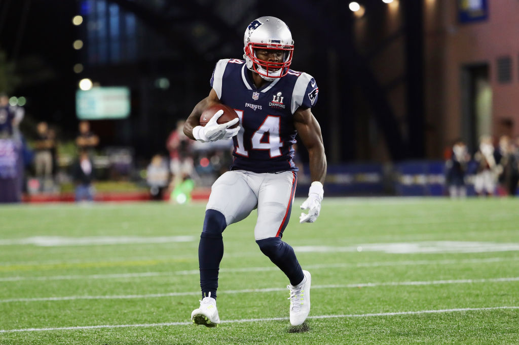 FOXBORO, MA - SEPTEMBER 07: Brandin Cooks #14 of the New England Patriots runs with the ball during the first half against the Kansas City Chiefs at Gillette Stadium on September 7, 2017 in Foxboro, Massachusetts.