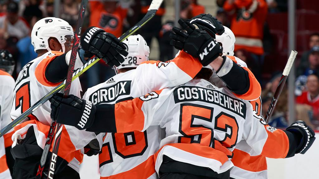 Gostisbehere e Giroux impulsionam vitória dos Flyers contra Canucks