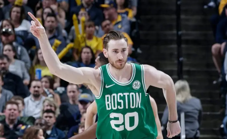 Em duelo direto, Celtics mostram força e dominam os Pacers fora de casa