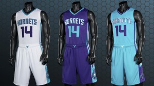 Os belos uniformes do New Orleans Hornets no retorno à NBA (Foto: Divulgação/ Charlotte Hornets)