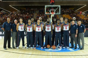 USA Team tira foto antes do início da partida (Foto: FIBA/Divulgação)