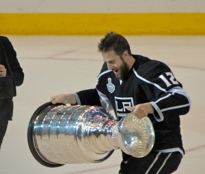 Gagne conquistou a Stanley Cup em 2012 com os Kings