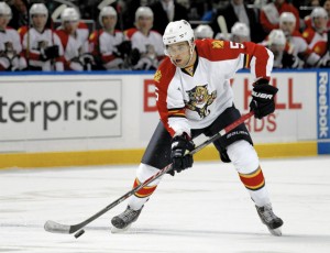 Ekblad fez seu primeiro gol na NHL no último sábado (Foto: USA Today)