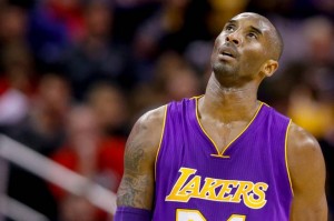 Kobe Bryant lidera a NBA em pontos por jogo; os Lakers, porém, estão na rabeira da conferência