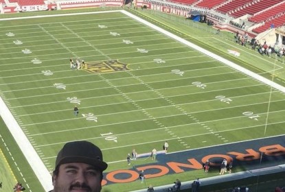 Previsão? Logo dos Broncos é pintado nas duas end zones do estádio do Super Bowl - The Playoffs