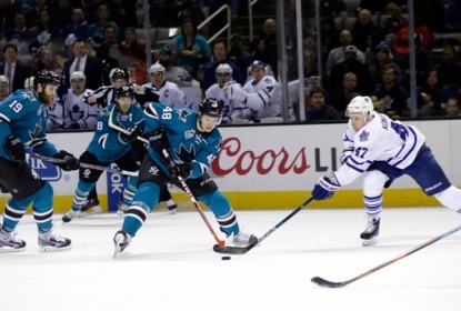 Sem dó nem piedade, Sharks arrasam Maple Leafs por 7 a 0 - The Playoffs