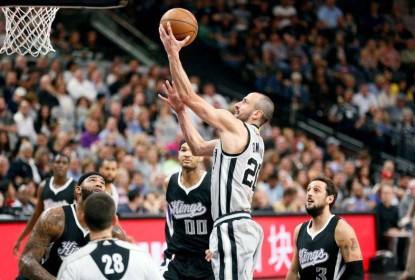 Com time misto, Spurs derrotam os Kings e chegam à oitava vitória seguida - The Playoffs