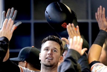 Giants levam susto mas humilham Brewers no Opening Day - The Playoffs