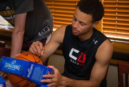 Exame não aponta lesão grave e Curry deve retornar aos Warriors - The Playoffs