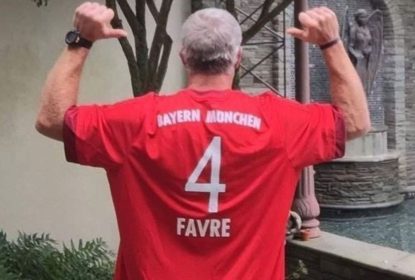 Brett Favre mostra seu amor pelo Bayern de Munique - The Playoffs