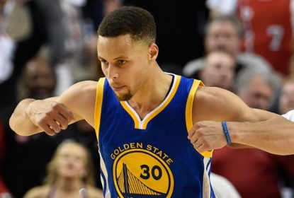 Curry lidera mais uma vez ranking de venda de camisas da NBA - The Playoffs
