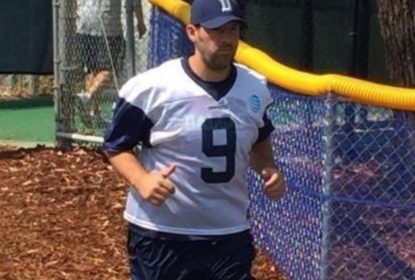 Tony Romo aparece “gordo” em training camp e faz internet bombar - The Playoffs