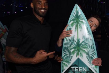 Kobe aparece no Teen Choice Decade Awards para premiar Justin Timberlake - The Playoffs