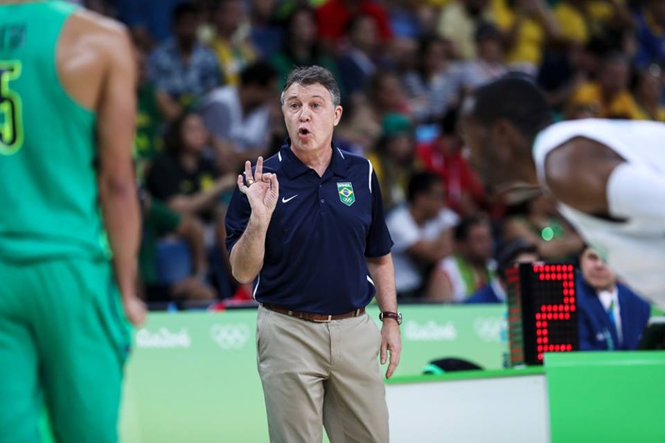 Ruben Magnano não é mais técnico da seleção brasileira masculina de basquete