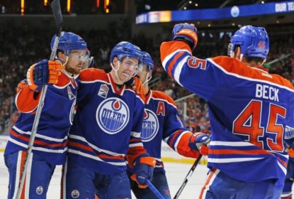 Edmonton Oilers vence no 1º jogo na nova arena - The Playoffs