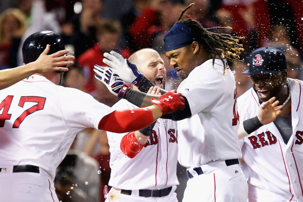 Red Sox vencem Yankees com walk-off home run de Hanley Ramirez - Dustin Pedroia
