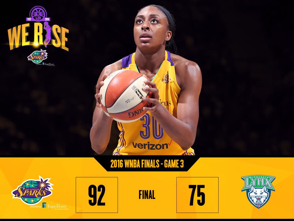 Nneka Ogwumike cobra lance-livre na vitória dos Sparks sobre o Lynx no Jogo 3 das Finais da WNBA