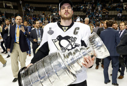 Crosby recebe prêmio por esclarecimentos sobre concussão - The Playoffs