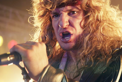 Rob Gronkowski imita Bon Jovi em vídeo promocional do Madden - The Playoffs