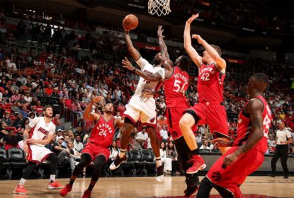 DeMar DeRozan anota 40 pontos e Raptors vencem Heat de virada - The Playoffs
