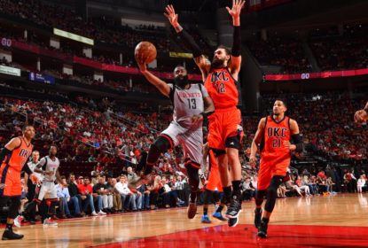 Com primeiro tempo quase perfeito, Rockets batem Thunder - The Playoffs