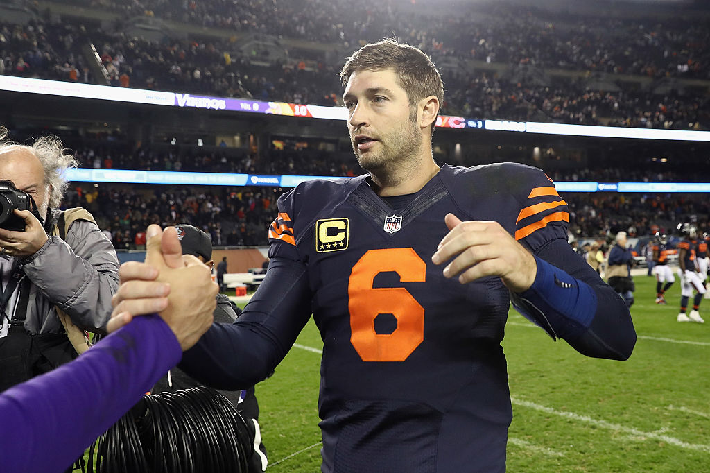CHICAGO, IL - OCTOBER 31: Jay Cutler #6 of the Chicago Bears greets Sam Bradford #8 of the Minnesota Vikings after the Chicago Bears defeated the Minnesota Vikings 20-10 at Soldier Field on October 31, 2016 in Chicago, Illinois.