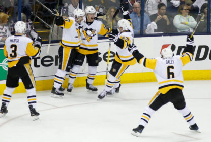 Penguins derrotam Blue Jackets e lideram a série por 3 a 0 - The Playoffs