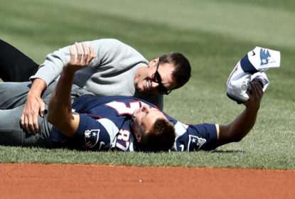 Tom Brady e Rob Gronkowski roubam a cena em estreia do Boston Red Sox - The Playoffs