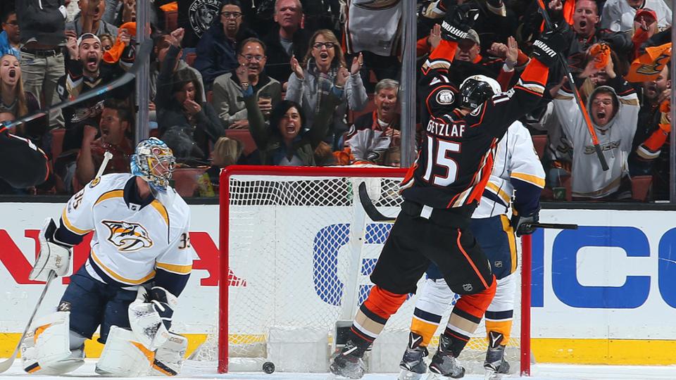 Anaheim Ducks vence Nashville Predators e empatam séries