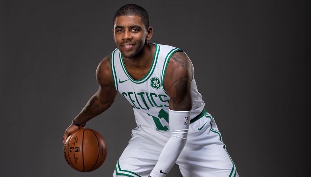 Kyrie Irving se apresenta ao Boston Celtics