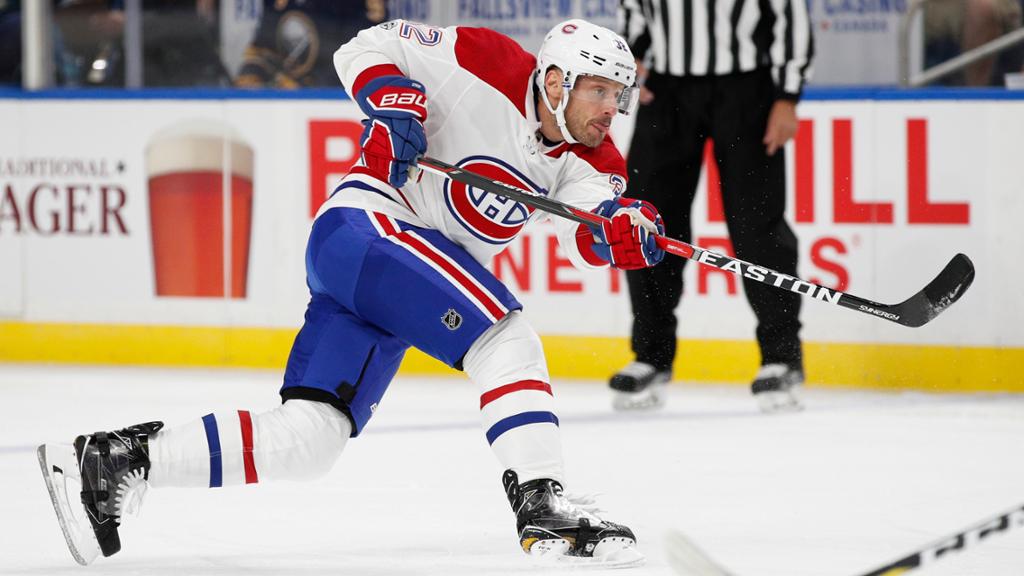 Mark Streit rescinde com Canadiens
