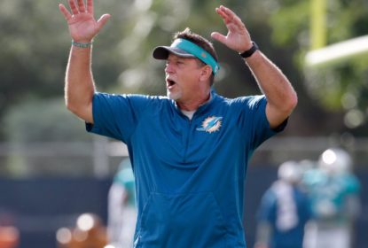 Técnico de linha ofensiva dos Dolphins se demite após vazamento de vídeo - The Playoffs