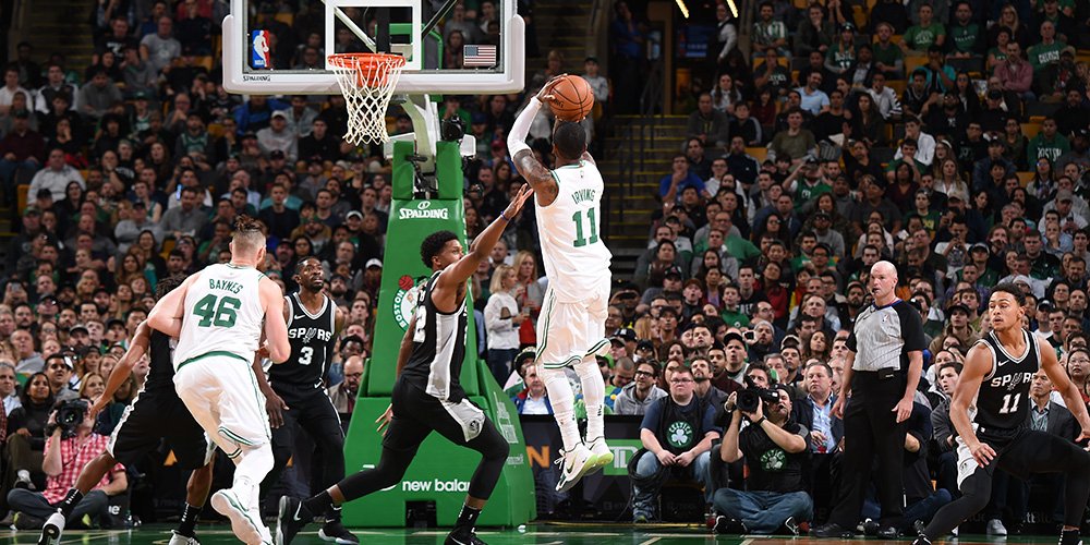 Irving lidera Celtics em vitória contra os Spurs