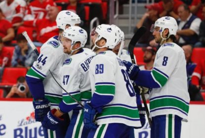 Com autoridade, Vancouver Canucks vence Detroit Red Wings - The Playoffs
