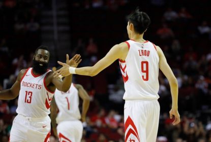 Com dois armadores, Houston Rockets atropela Shanghai Sharks - The Playoffs