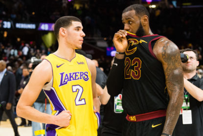 Em conversa ‘secreta’, LeBron James dá dicas a Lonzo Ball após partida entre Cavs e Lakers - The Playoffs