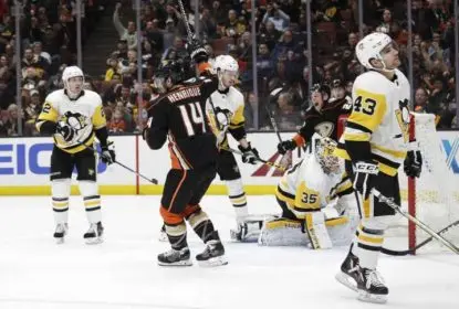 Anaheim Ducks joga bem e derrota Pittsburgh Penguins - The Playoffs