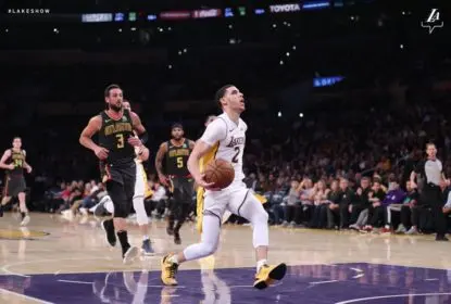 Com chuva de pontos, Lakers vencem os Hawks no duelo de lanternas - The Playoffs