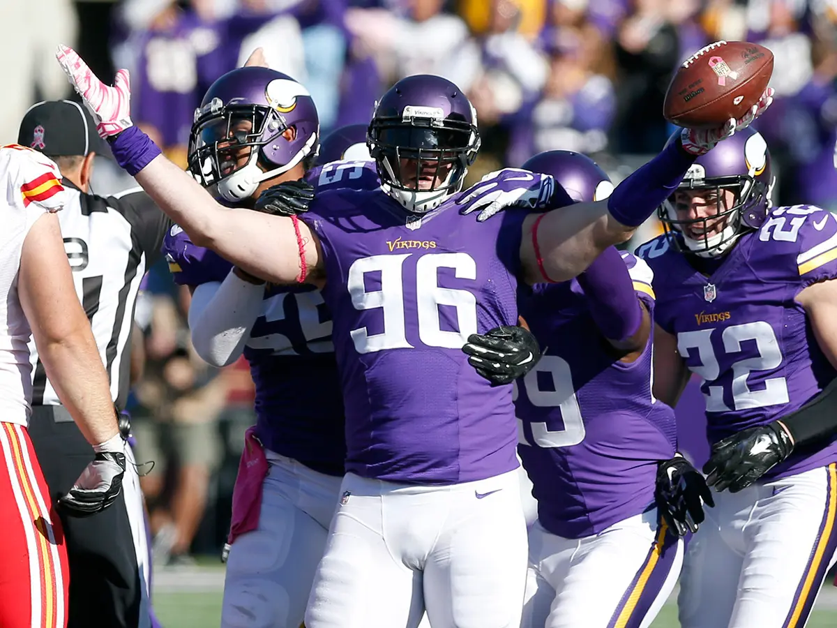 Defesa do Minnesota Vikings é destaque do time na temporada e terá tarefa difícil diante do New Orleans Saints