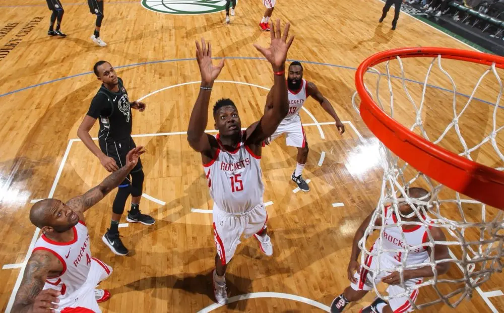Rockets vencem 17ª seguida na NBA