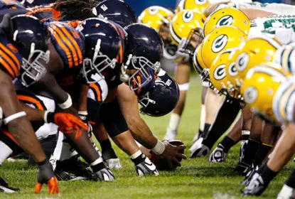 Em comunicado, NFL emite cartilha para reforçar regra de contato com capacete - The Playoffs