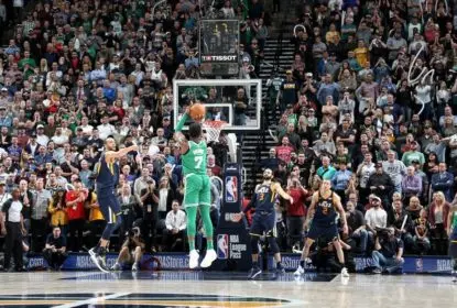 Jaylen Brown acerta arremesso no último segundo e Celtics vencem Jazz - The Playoffs