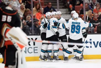 Sharks vencem Ducks novamente fora de casa e abrem 2-0 na série - The Playoffs