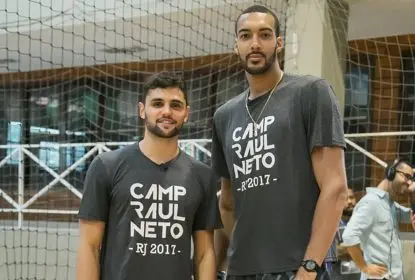Raulzinho e Gobert fazem tarde de autógrafos na NBA Store de São Paulo - The Playoffs