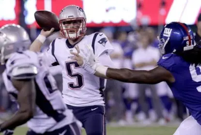 Quarterback Danny Etling é testado na função de wide receiver em training camp dos Patriots - The Playoffs