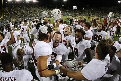 Stanford consegue virada inacreditável e vence Oregon - The Playoffs