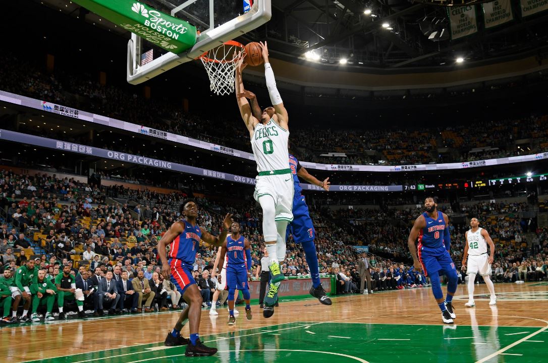 Celtics vencem os Pistons